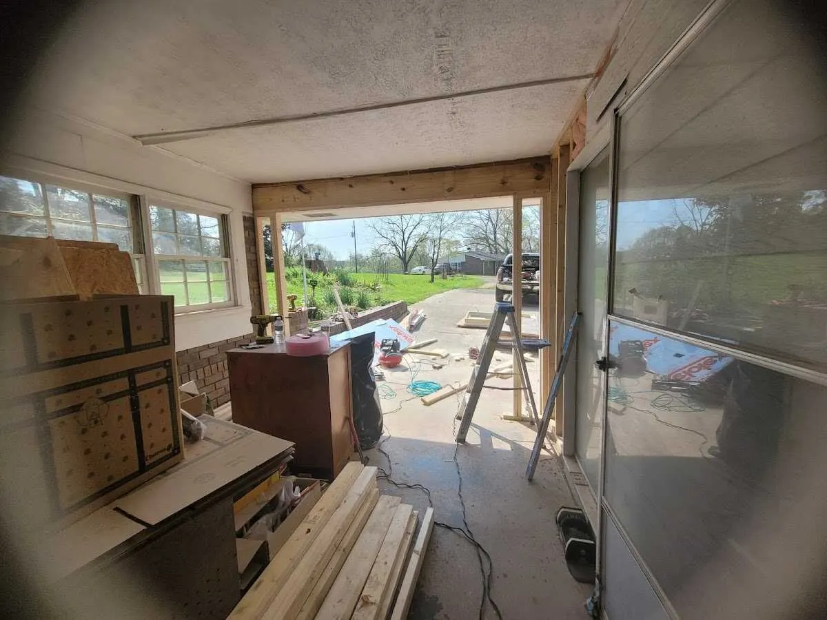 Air movers and dehumidifier for Drying & Dehumidification in Simsbury